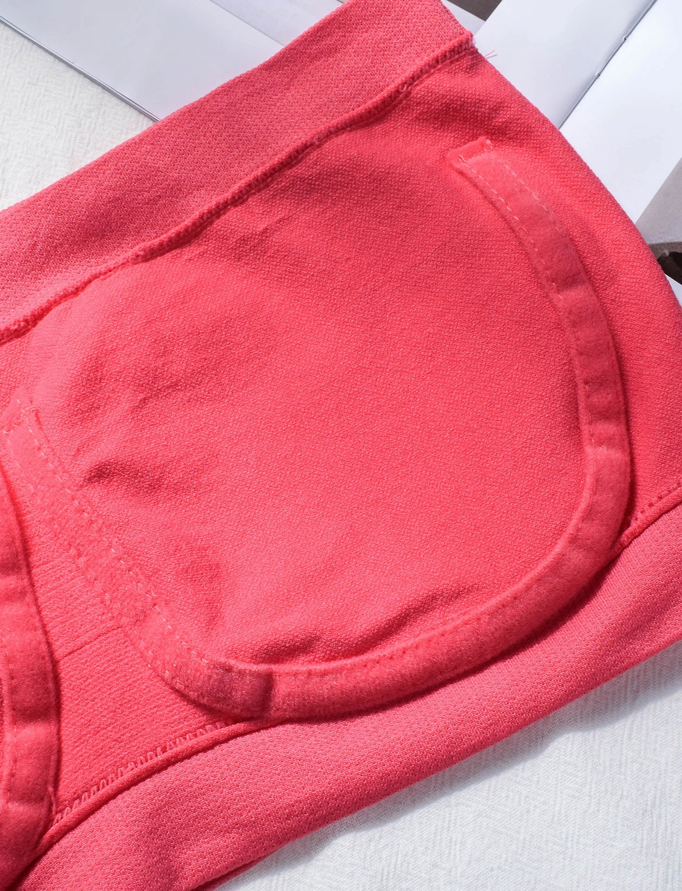 Strapless bandeau bras