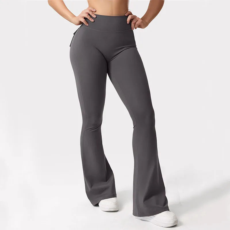 Wide-leg, highly stretchy yoga leggings