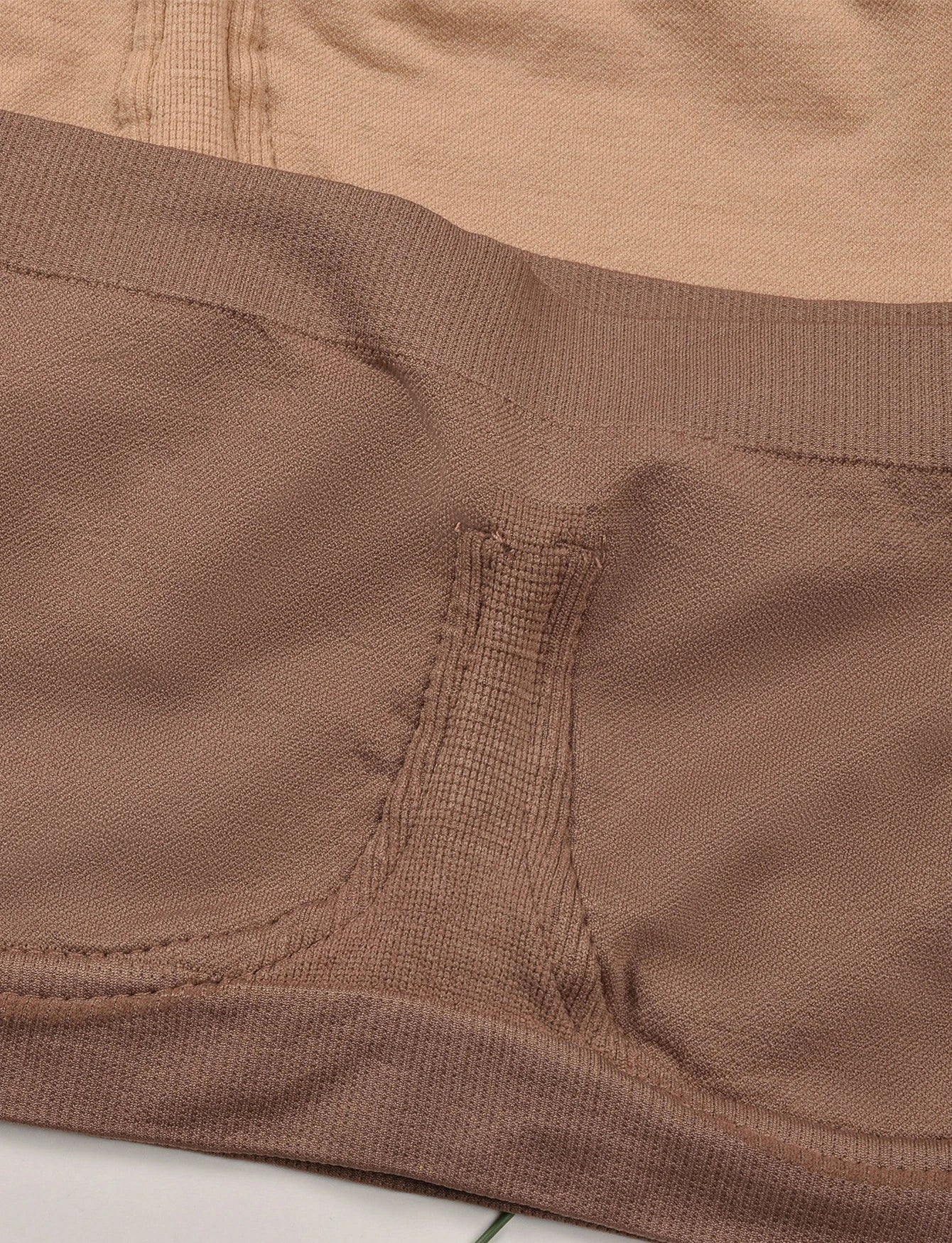 Strapless bandeau bras