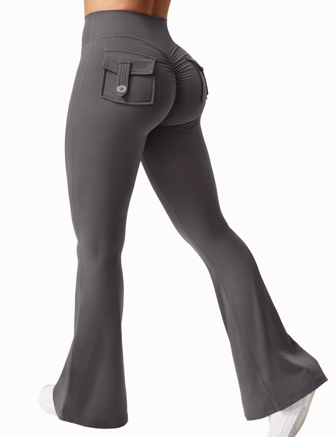 Wide-leg, highly stretchy yoga leggings