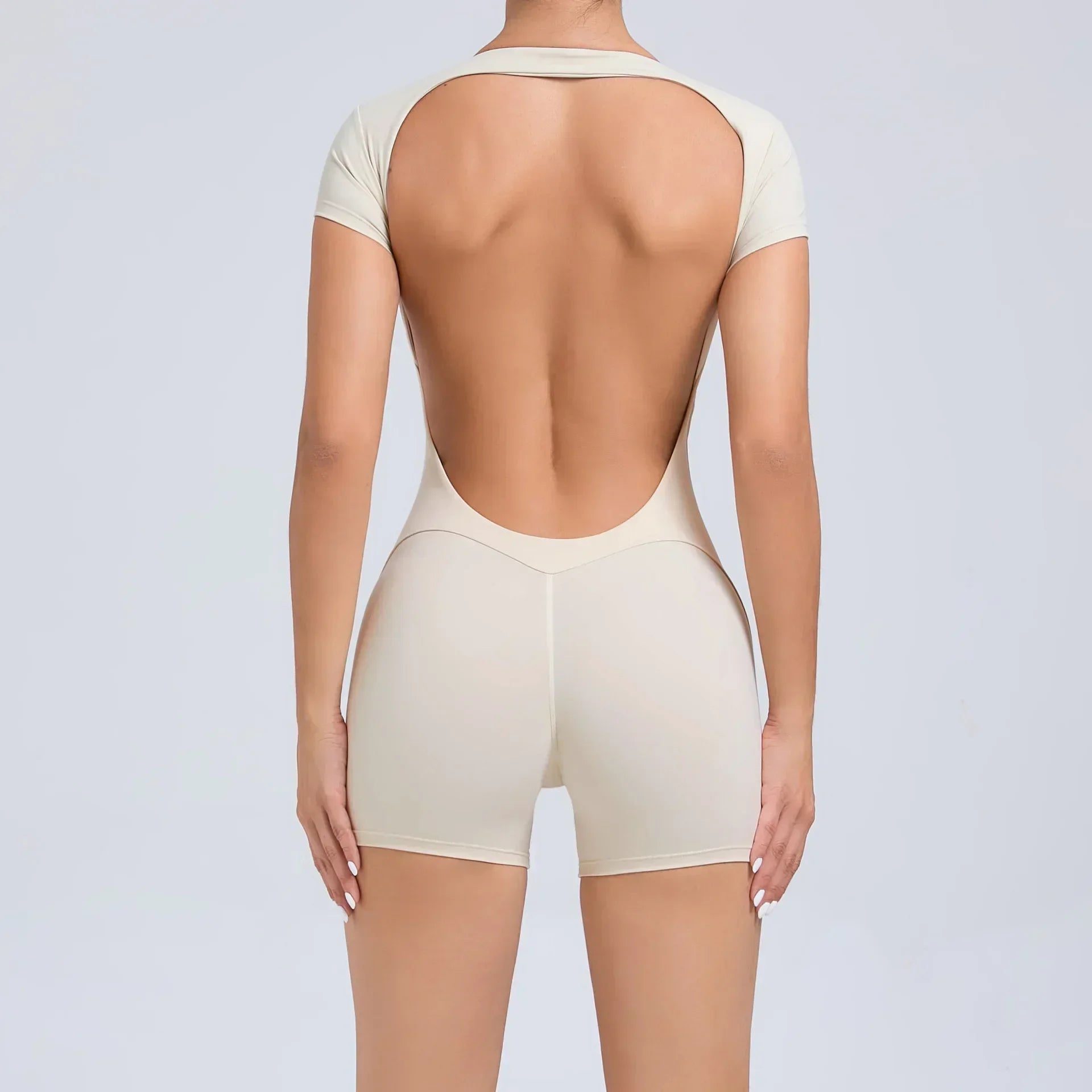 Seamless Yoga Jumpsuit – Butt-Enhancing, Short-Sleeved One-Piece Workout Jumpsuit for Women (Shorts)