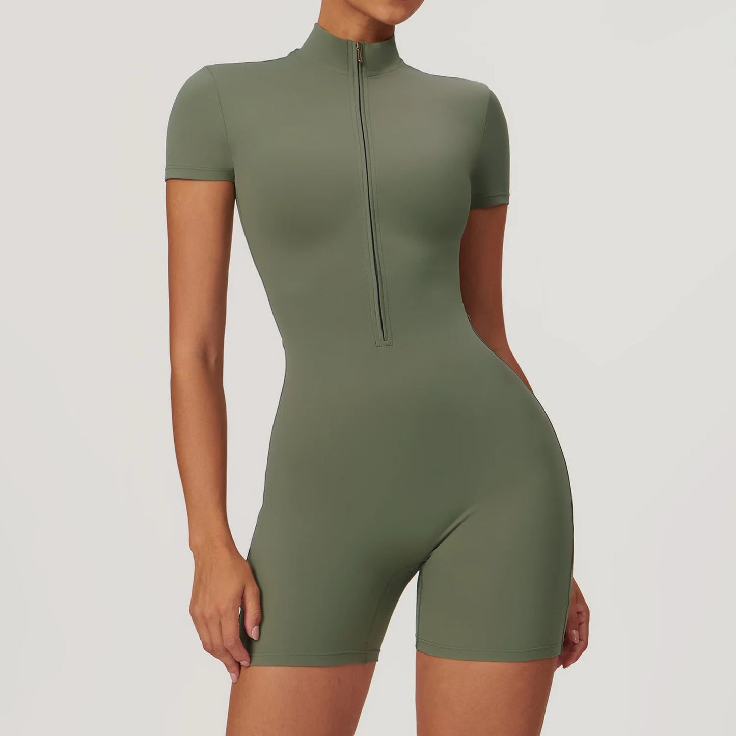 Naisten lyhytlahkeinen jumpsuit