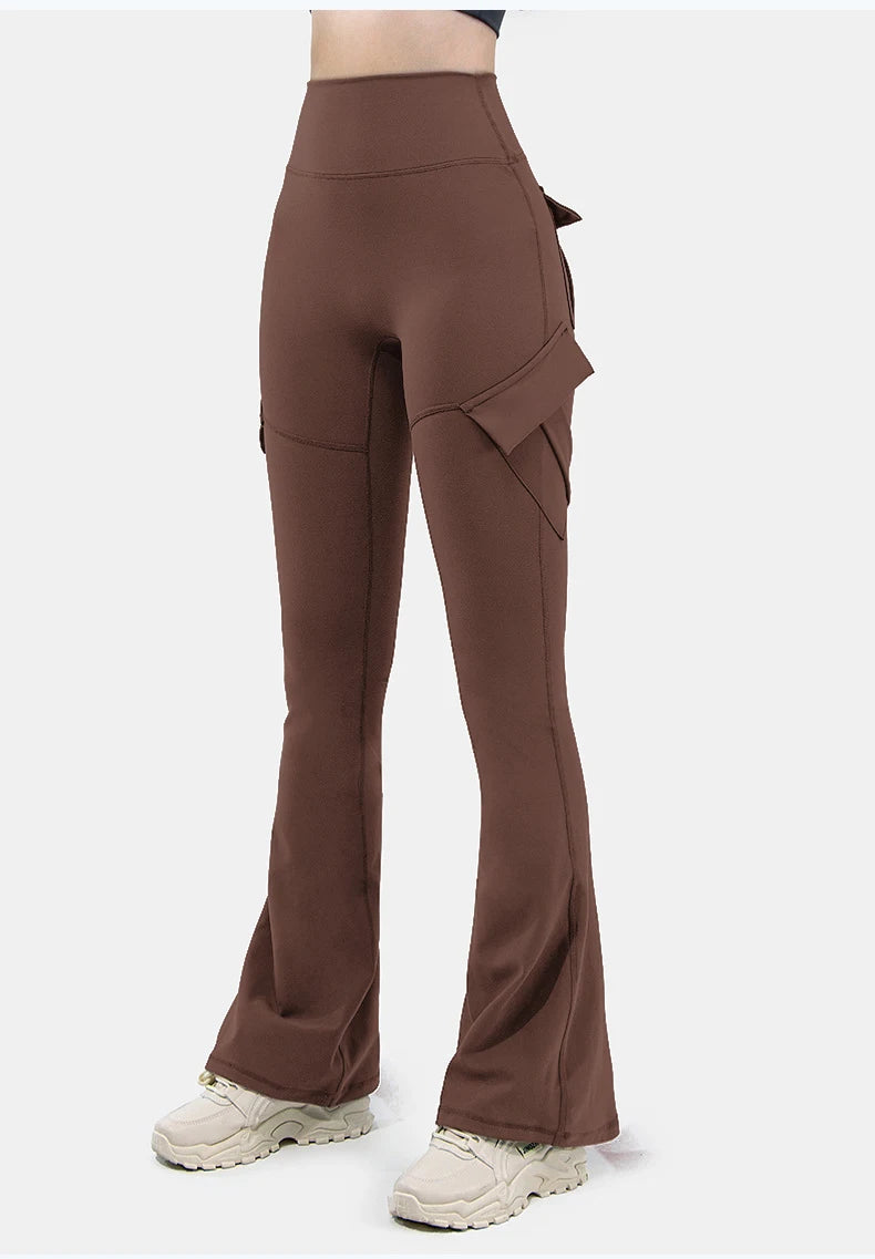Wide-leg, highly stretchy yoga leggings