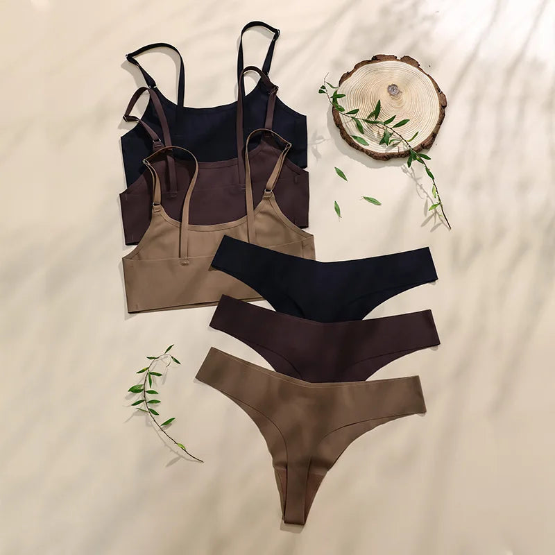 Two-piece lingerie set 