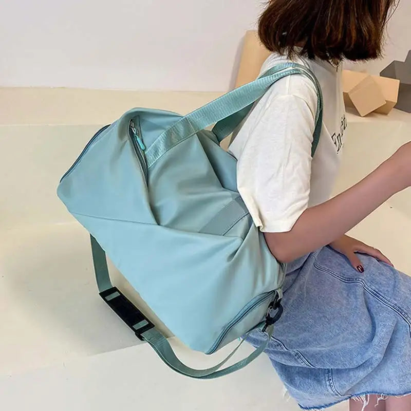 Women's sports bag for the gym