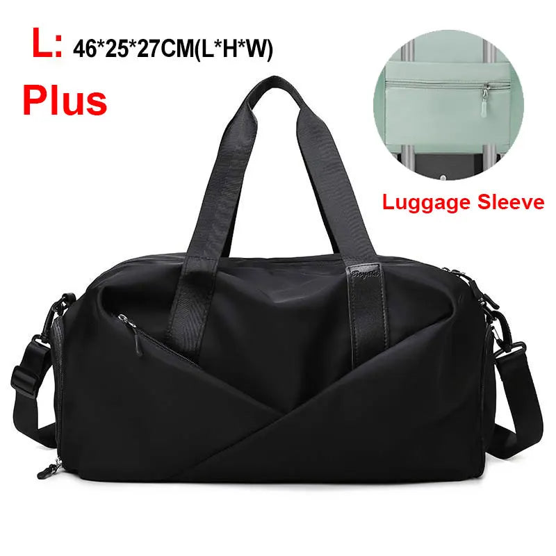 Women's sports bag for the gym