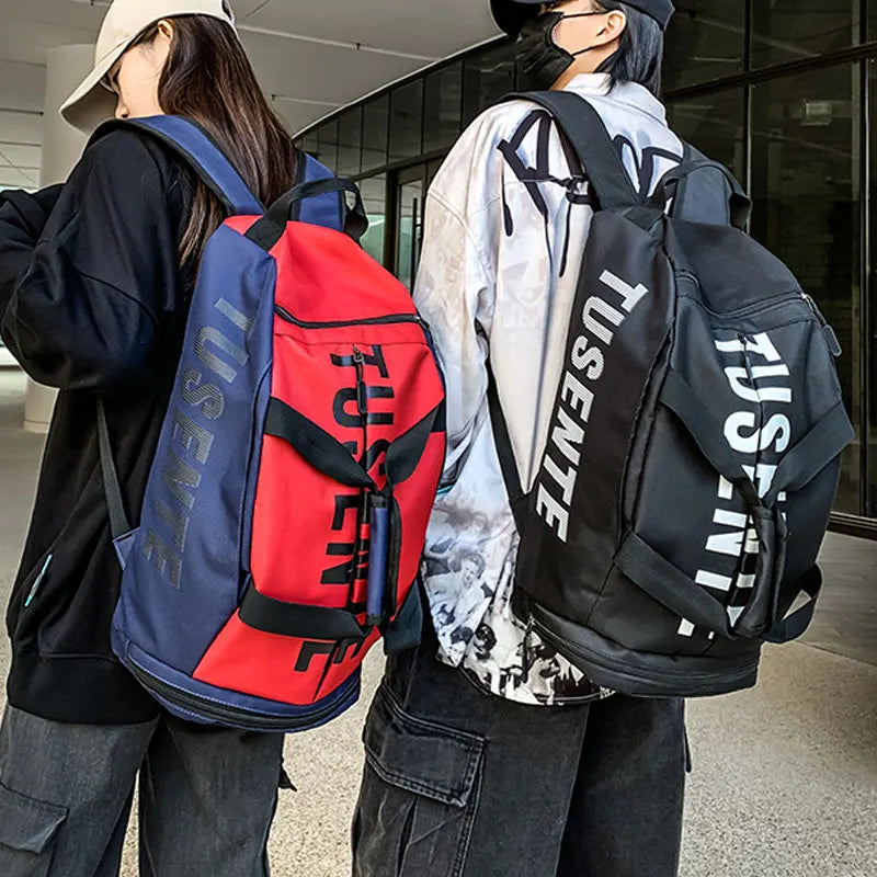 Spacious sports bag for the gym