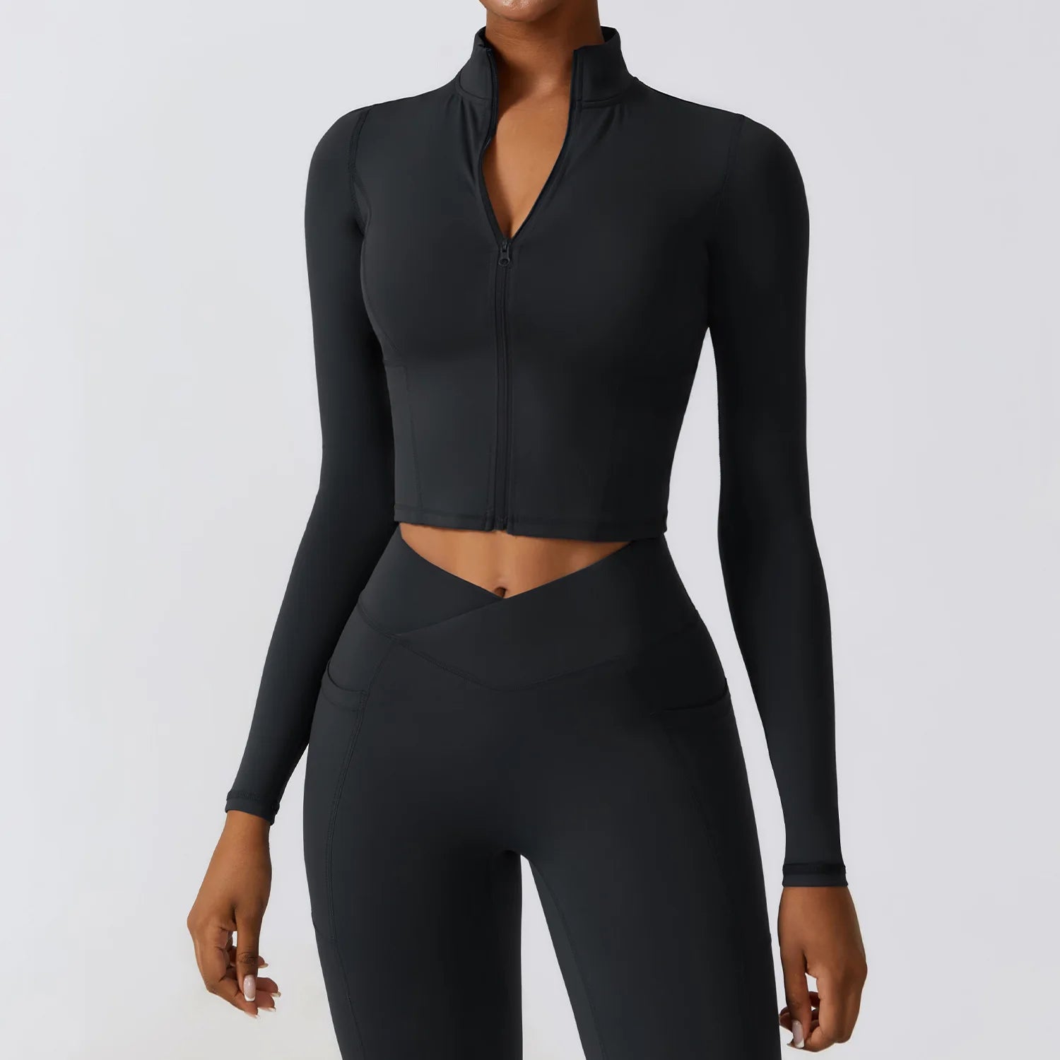 Long-sleeved training shirt with zipper