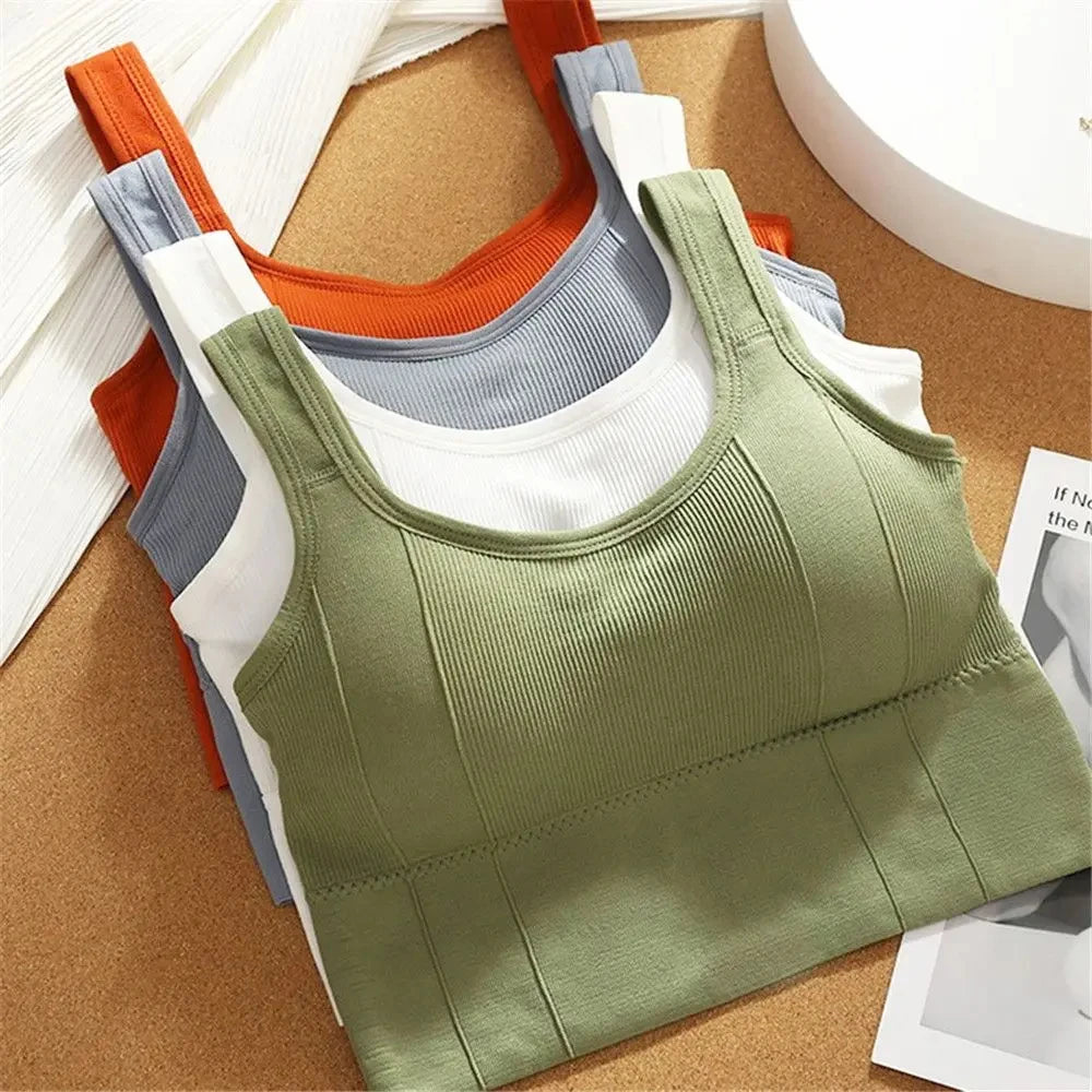 Women's seamless sports bras 