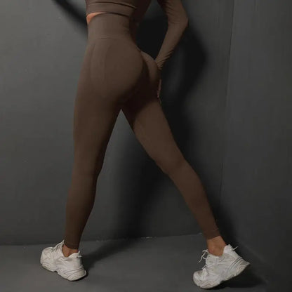 Naisten saumattomat push-up leggingsit