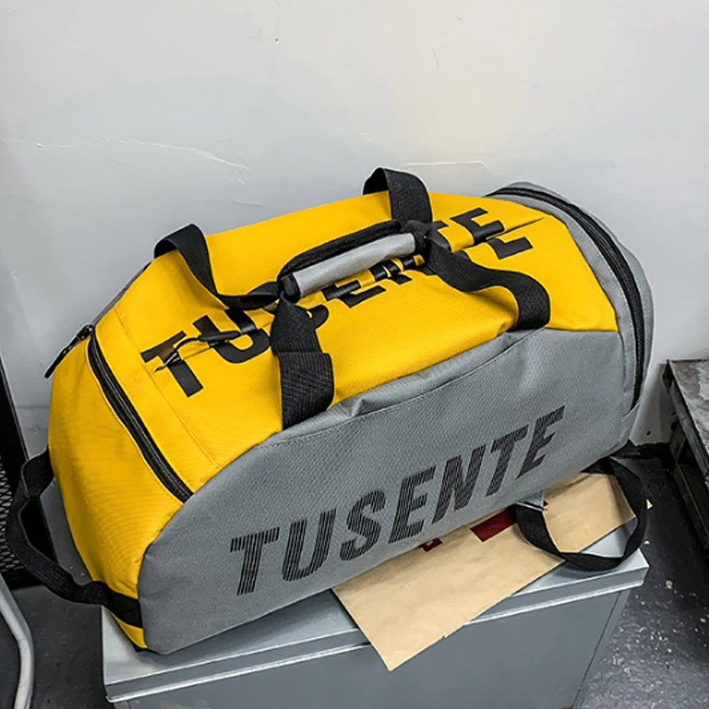 Spacious sports bag for the gym