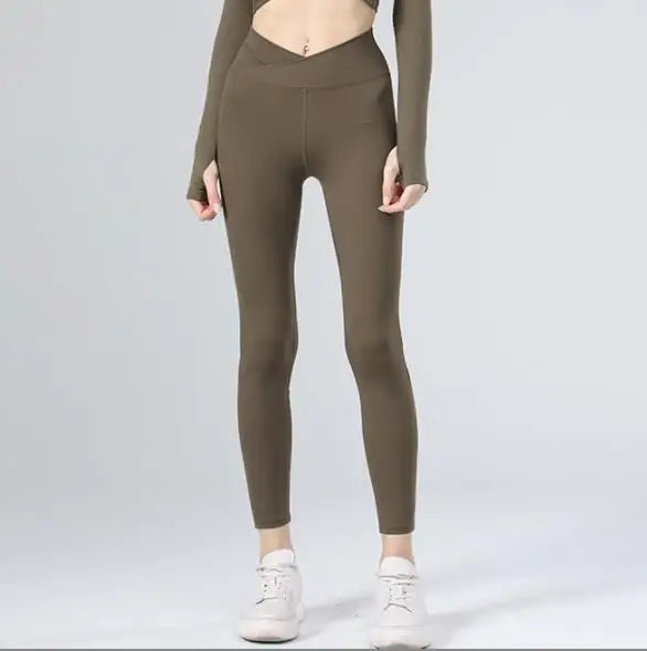 Naisten urheiluliivi, fitnesshame ja leggingsit
