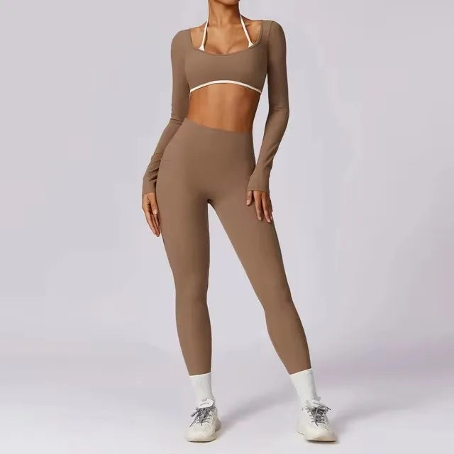 Two-piece outfit - long-sleeved or sleeveless top