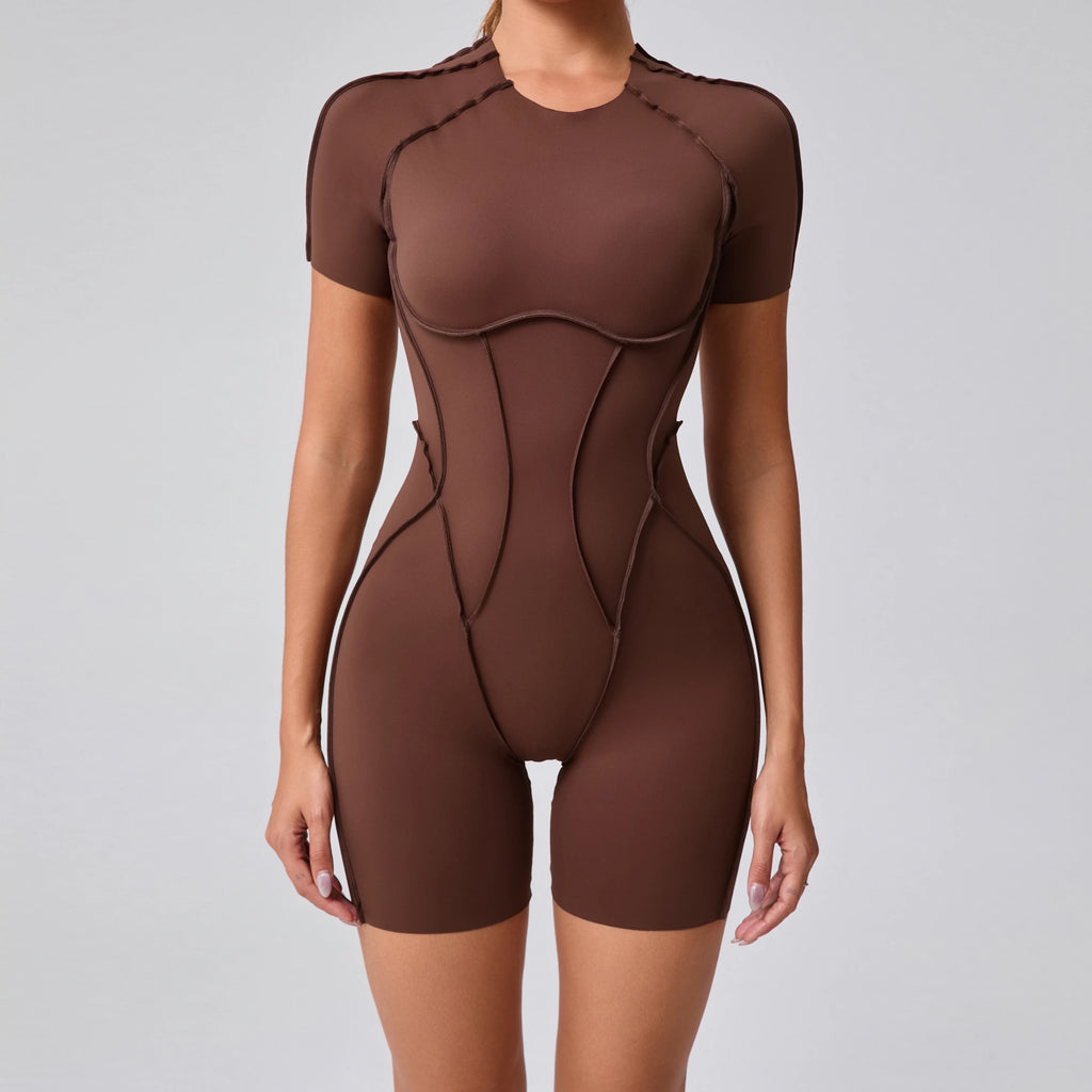 Women's short workout outfit – Open back