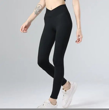 Naisten urheiluliivi, fitnesshame ja leggingsit