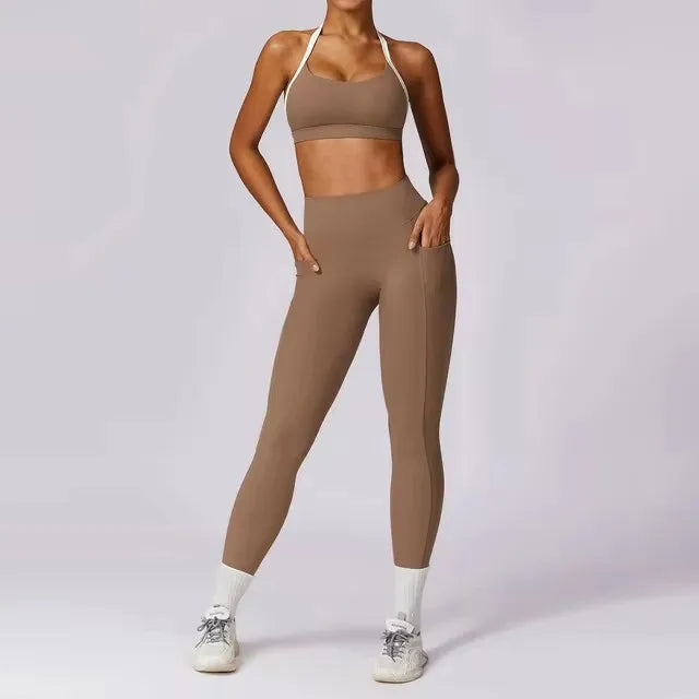 Two-piece outfit - long-sleeved or sleeveless top