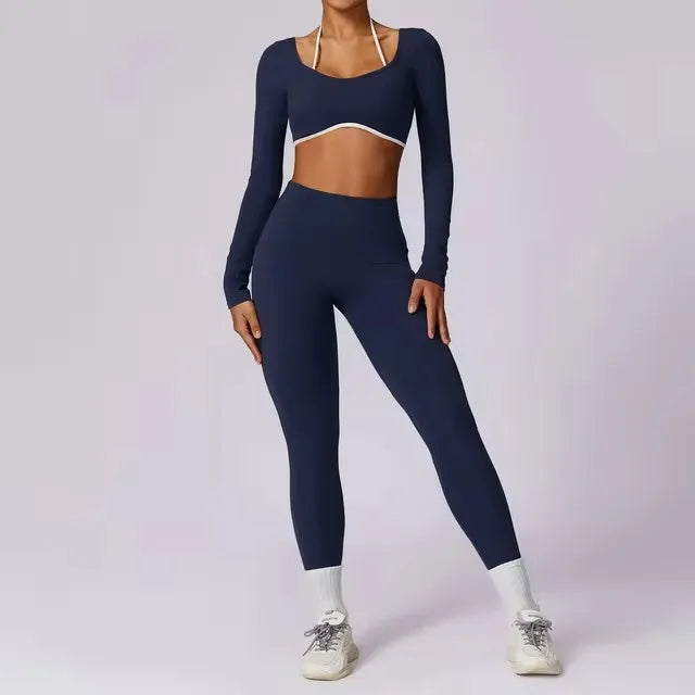 Two-piece outfit - long-sleeved or sleeveless top