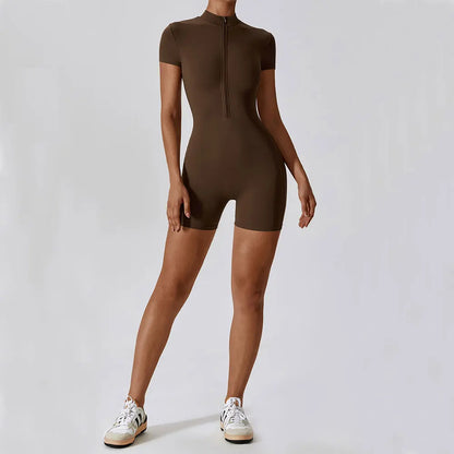 Naisten lyhytlahkeinen jumpsuit