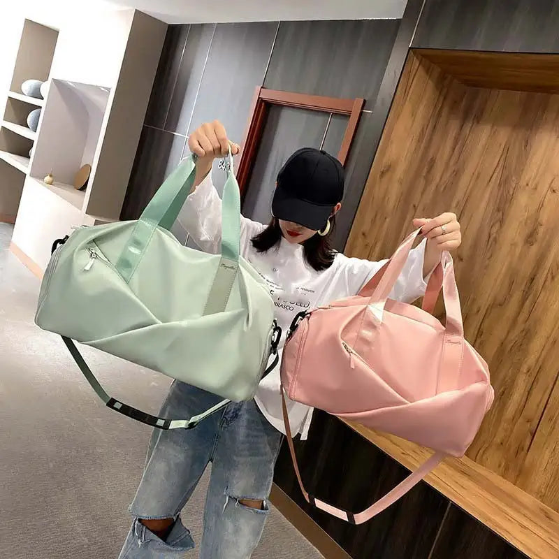 Women's sports bag for the gym